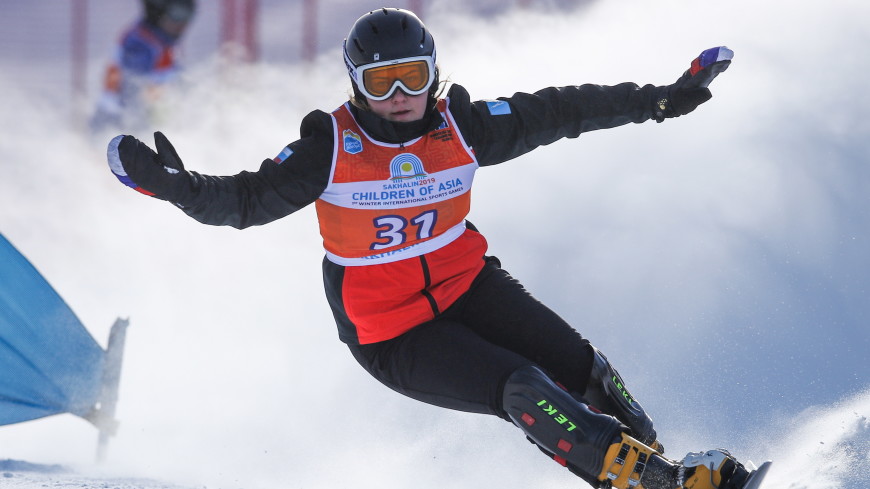 Российские сноубордисты Слуев и Надыршина стали вторыми в зачете Кубка мира